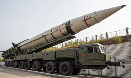 „2 500 km. Smogs į Maskvą ir Sankt Peterburgą.“ Į Ukrainą atvyksta superginklai