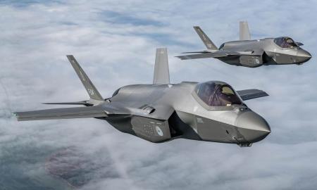 Ypatinga žymė. F-35 prieš rusų orlaivį (Foto)