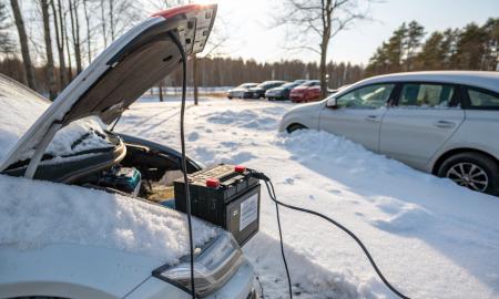 Išsikrovė akumuliatorius? Paprastas sprendimas be laidų. Jūsų automobilis užsives akimirksniu
