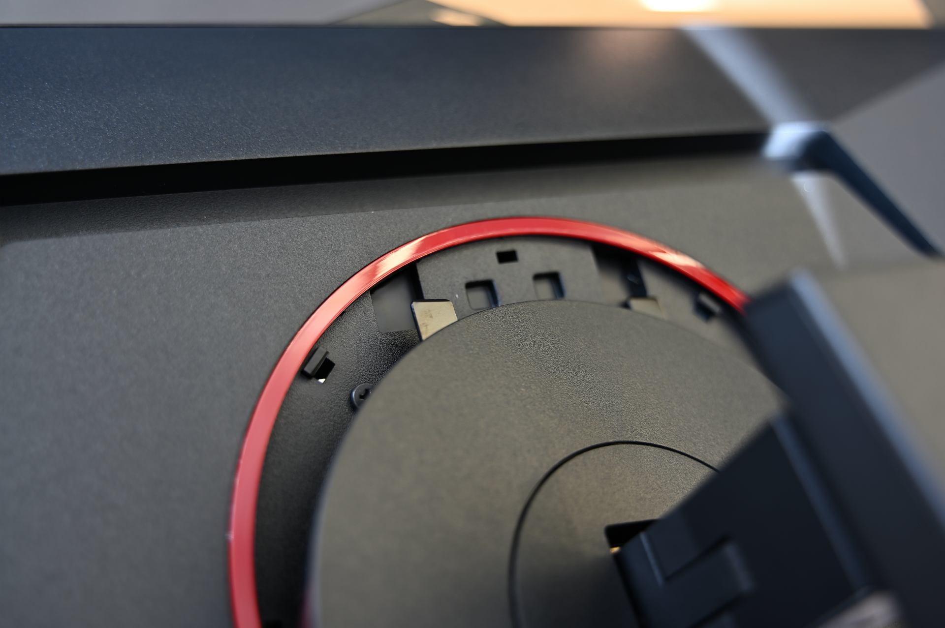 AOC U27G4R monitorius