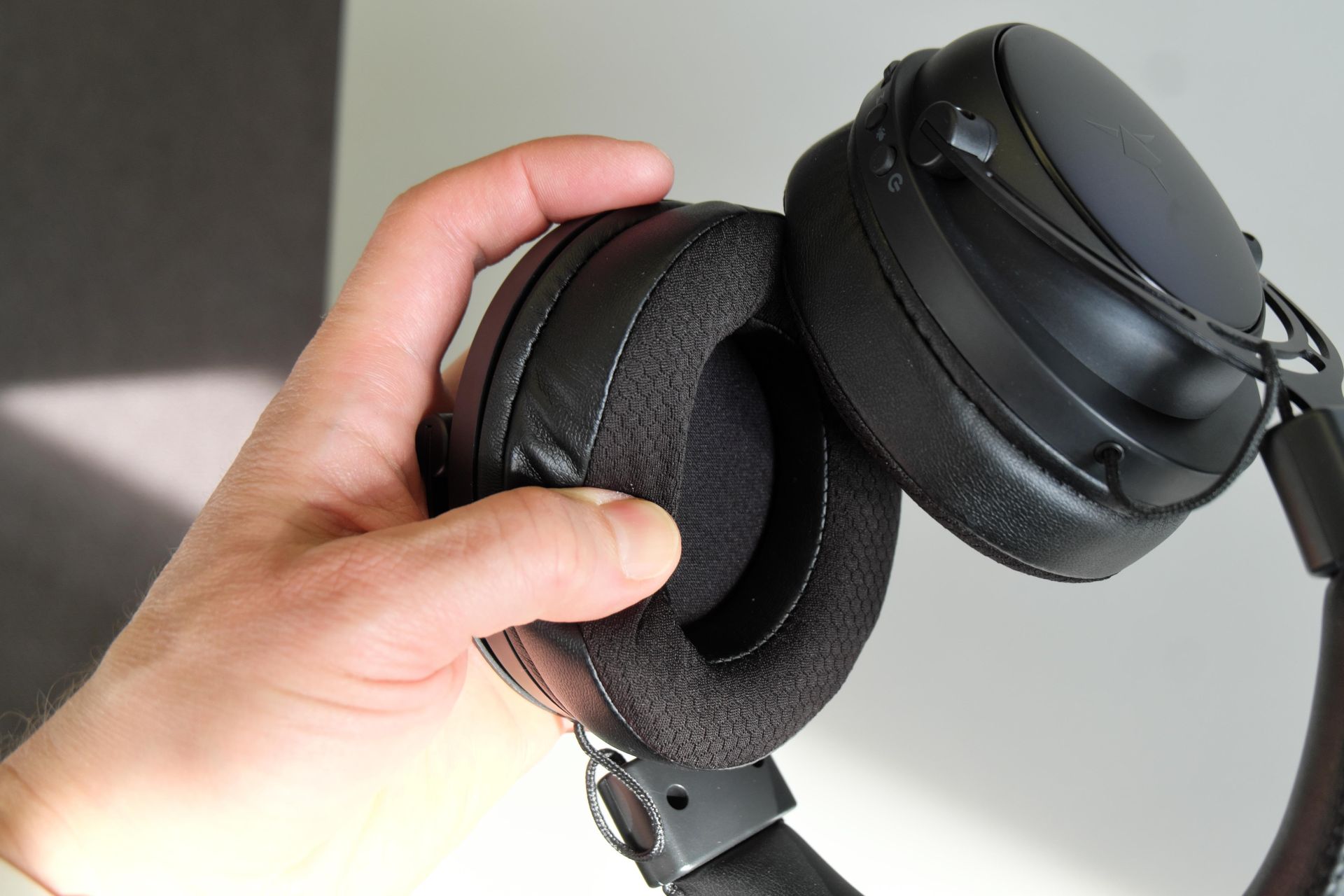 White Shark Gorilla Pro kompiuterio ausinės su mikrofonu