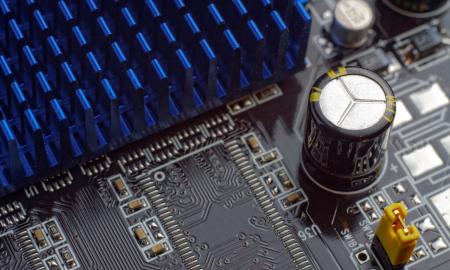 „Roskosmos“ vadovas dėjo iš peties: elektronika pražudys Vakarų civilizaciją – Rusija turi didelį pranašumą būsimuose karuose