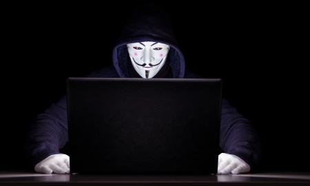 „Anonymous“ teigia įsilaužę į Rusijos šnipinėjimo palydovus: nutekino kosmoso misijų failus