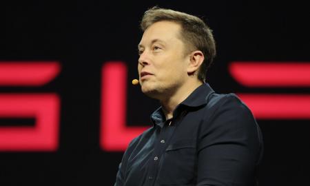 Kaip perkūnas iš giedro dangaus: E. Muskas įsigijo „Twitter“ akcijų už beveik 3 milijardus eurų