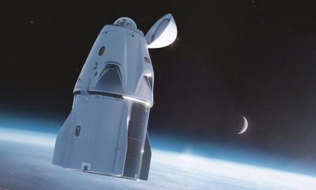 Milijardierius, su „SpaceX“ skridęs Žemės orbitoje, nusipirko tris naujus skrydžius į kosmosą - šįkart tikslai dar ambicingesni