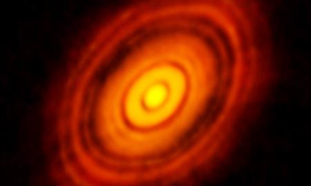 Ar dėl visko kalta Saulė? Astronomai išsiaiškino, kodėl mūsų planeta neišaugo į „super-Žemę“ (Foto, Video)