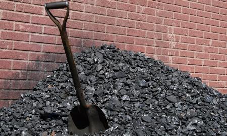 Kriptovaliutų kasėjai atgaivino mirštančią elektrinę - darbo vietos ir tarša