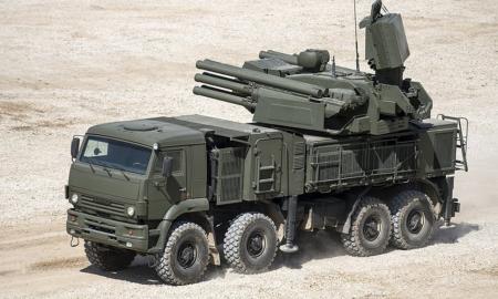 KAMAZ „liko ant ledo“ ir tiesiog nebeturi ką dėti į važiuoklę: tai ypač didelis smūgis kariuomenei