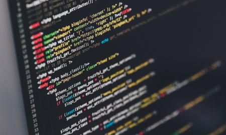 Kaip pačiam išmokti programuoti? Stebėtina, bet tai daro net trečdalis: štai 4 kalbos, kurių pagrindus būtina išmokti