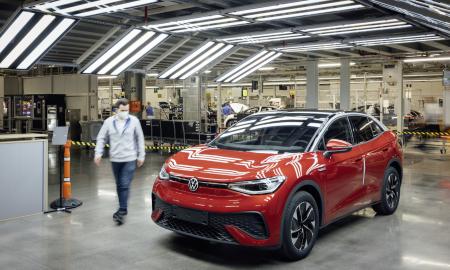 „Volkswagen“ svarsto atstovybėms įvesti elektromobilių kvotas - kokia tai politika ir kam jos prireikė?