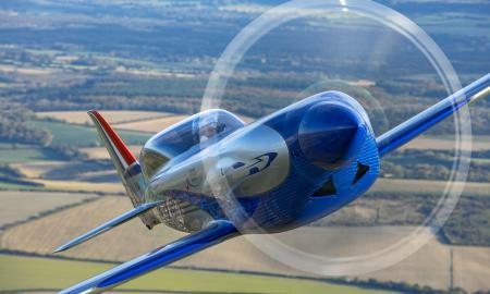 „Rolls-Royce“ pristatė elektrinį „Spirit of Innovation“: skrido greičiau nei bet kuri elektrinė transporto priemonė planetoje ir sumušė tris rekordus (Foto, Video)