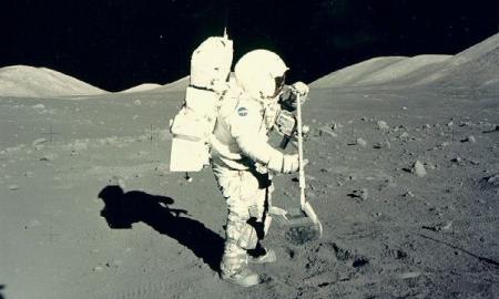 Po 50 metų pagaliau, galbūt, įminta „Apollo“ misijos metu surinktų magnetinių uolienų paslaptis – Mėnulis neturi magnetinio lauko, tai iš kur jos atsirado? (Foto, Video)
