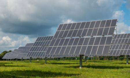 Gyventojų susidomėjimas investuoti į nuosavas saulės elektrines – rekordinis: „Skatindami gyventojus investuoti į žaliąją energetiką, siūlome ne žuvį, bet meškerę“