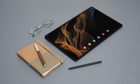 Dienos šviesą išvydo galingiausias „Samsung“ planšetinių kompiuterių trejetukas – „Galaxy Tab S8“ (Foto, Video)
