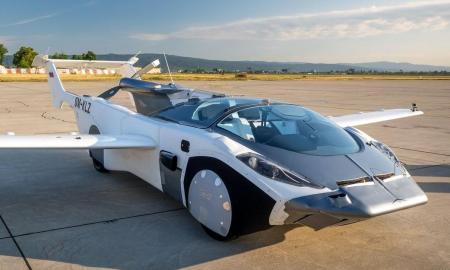 Slovakijoje sukurtas skraidantis automobilis „AirCar“ gavo leidimą skraidyti – rinką pasieks netrukus, bet pirkėjams keliamos ypatingos sąlygos (Foto, Video)