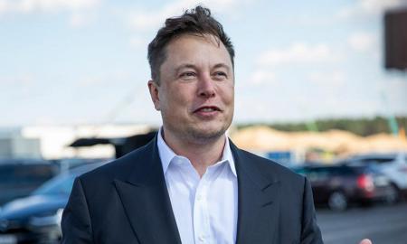 Elonas Muskas: „Mums reikia daugiau naftos ir dujų“