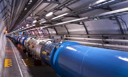 Sparčiai sklinda perspėjimas, kad atnaujintas LHC pakeitė tikrovę: CERN fizikai paskelbė pranešimą