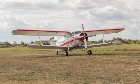Rusijos aviacija grįžta prie „kukurūzniko“ - atgaivins 75 metų senumo projektą, diegs autopilotą (Video)