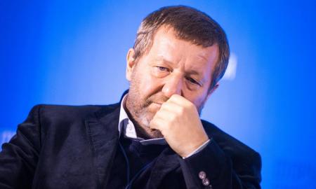 A. Kochas: „Susitelkęs ties Ukraina, pasaulis nepastebi žymiai pavojingesnių procesų, kurie jau vyksta – rudenį gali prasidėti tikra katastrofa“