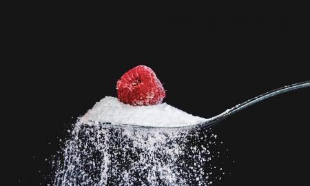 Per pastarąjį dešimtmetį maisto produktai ir gėrimai tapo saldesni: kodėl tai yra problema?