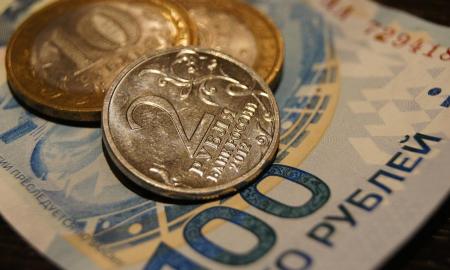 Jeilio universitetas skelbia apie baisią ir slepiamą situaciją Rusijoje – BVP kritimas net 40 %, tai tiesiog ekonominė katastrofa
