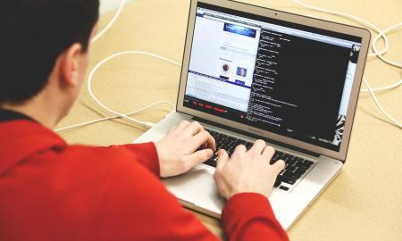 Paprastas būdas, kaip kurti programas be techninių žinių: ar esate bandę Low Code?