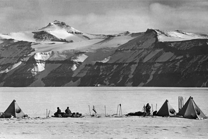 Feirer 100 år med «verdens mest skremmende reise» (video)