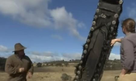 Iš kosmoso pradėjo kristi raketų dalys, ūkininkai skundžiasi, kad teks vaikščioti su šalmais - kas vyksta? (Video)