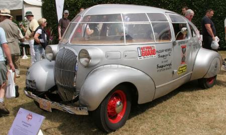 Keisčiausias 1930-ųjų automobilis – ypač retas ir išskirtinis burbulinis „Streamliner“: kam prireikė tokio keistuolio? (Foto, Video)
