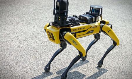 Boston Dynamics skelbia robotų neginklavimo siekį – ar kas paklausys?