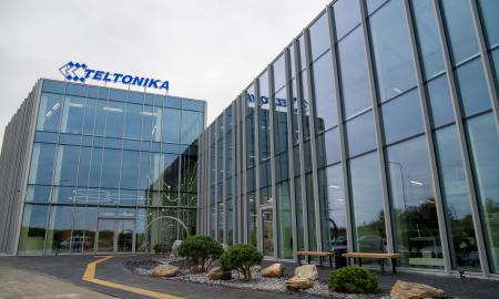 Istorinė diena Molėtams: didžiausia investicija per visą miesto istoriją – „Teltonika“ atidarė tokį centrą, kad atvyko net Šimonytė (Foto)
