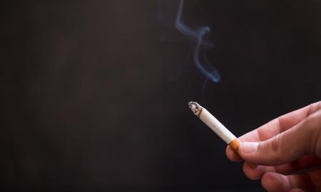 Specialistai: reikia ne tik rūkymo prevencijos, bet ir žalos rūkantiems mažinimo