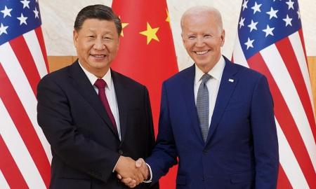 Kaip Bidenas ir Xi Jinpingas „pasidalino“ pasaulį – Rusija totaliai pažeminta ir išmesta iš įtakingiausių šalių klubo