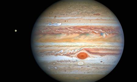 Paslaptingas Jupiterio Europos pasaulis: mokslininkus domina milžiniškas globalus vandenynas (Video)