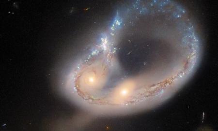 Visatos gelmėse „Hubble“ teleskopas užfiksavo kosminiu vaiduokliu pramintą itin retą reiškinį: kas tai? (Foto)