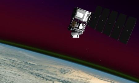 Paslaptingomis aplinkybėmis dingo ryšys su JAV palydovu - NASA kreipėsi į JAV kariuomenę