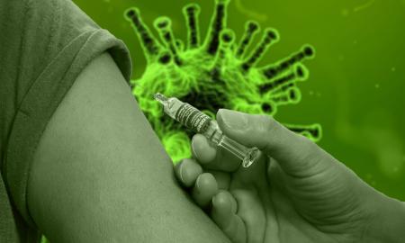 Mokslininkai rado neįtikėtiną ryšį tarp COVID-19 vakcinacijos ir tikimybės pakliūti į avariją kelyje