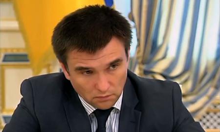 Žiauru: Putinas bando sukelti naują karą (Video)