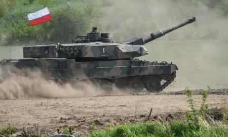 Lenkija pasiruošusi į Ukraina nusiųsti 2 tankų brigadas: yra vienintelė sąlyga