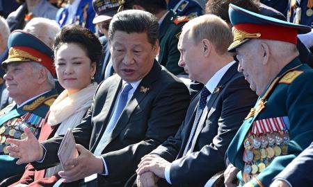 „Putinas tapo tikru nevykėliu“ – skelbiama, ko panorės Xi Jinpingas už sutikimą atvykti į Maskvą (video)