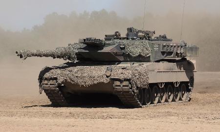 Vokietijai prasideda karštos dienos: Lenkija išpildė savo pažadą dėl tankų „Leopard 2“, laukiama Berlyno reakcijos