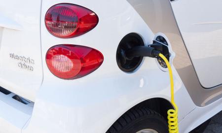 Elektromobilis, hibridas, ar įprastas automobilis – ar jau esate pasiruošę pokyčiams?