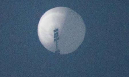 Slaptas Kinijos oro balionas beveik nenumušamas? Kanados F-18 suvarė 1000 kulkų - skelbiama, kas buvo paskui