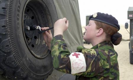 „Situacija tragiška, šaudmenų užteks kelioms dienoms“: JAV skelbia didelį pavojų - NATO netenka vienos iš galingiausių kariuomenių