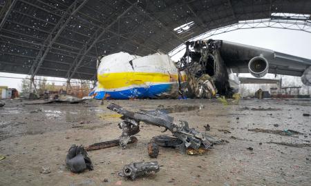 Ukrainiečiai bijo, kad Putinas gali smogti Hostomelio oro uostui: „Toks sprendimas būtų savižudiškas“