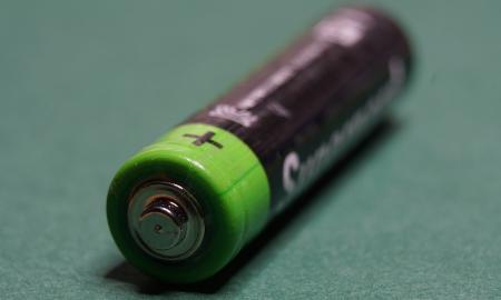 Sukurti dar neregėti ličio-oro akumuliatoriai: galės kaupti daugiau energijos