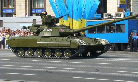 „Forbes“ skelbia labai didelį nerimą keliančią žinią – Ukrainai baigiasi kritiškai svarbus ginklas, pakeisti beveik nėra kuo