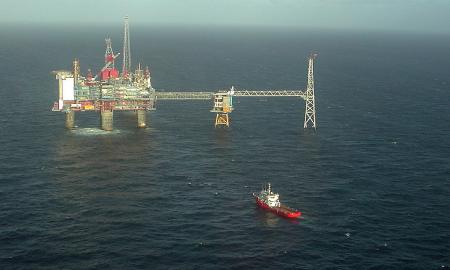 „Reikia pamokyti“: Rusija grasina smogti Europos energetikos objektams - didžiulis pavojus Norvegijai