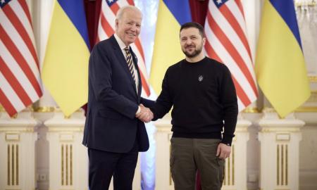 Atvyko traukiniu: NYT papasakojo, kaip slapta buvo ruošiamasi Bideno kelionei į Kyjivą