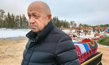 Prigožinas su Rusijos gynybos ministerija skubiai naikina „Wagner“ smogikus – kas vyksta?